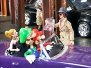 Mario and Luigi being offered drugs during their trip to Vice City.